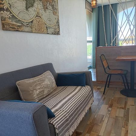 Le Sémaphore - studio climatisé, grande terrasse vue mer - parking, wifi La Grande Motte Extérieur photo