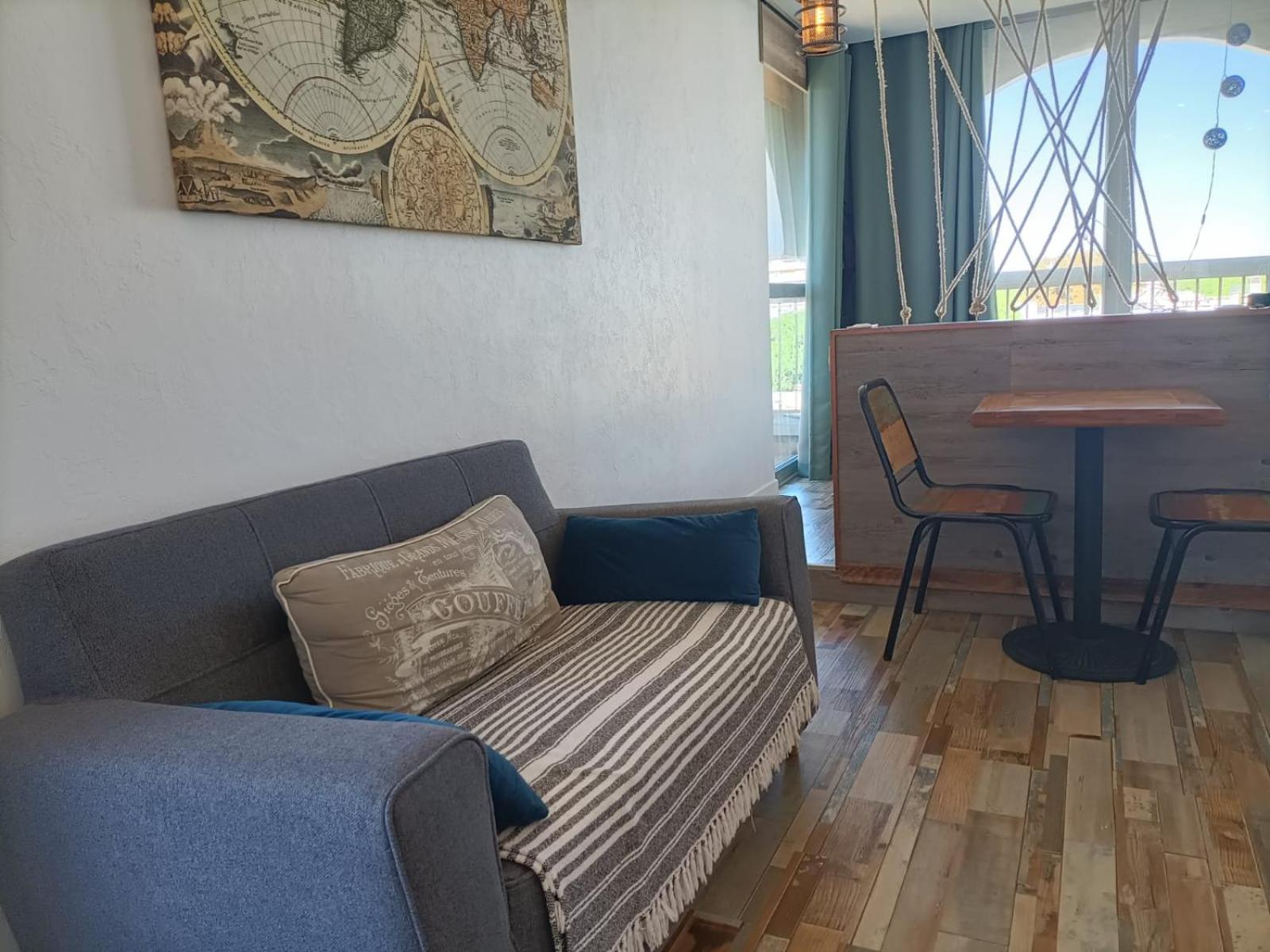 Le Sémaphore - studio climatisé, grande terrasse vue mer - parking, wifi La Grande Motte Extérieur photo